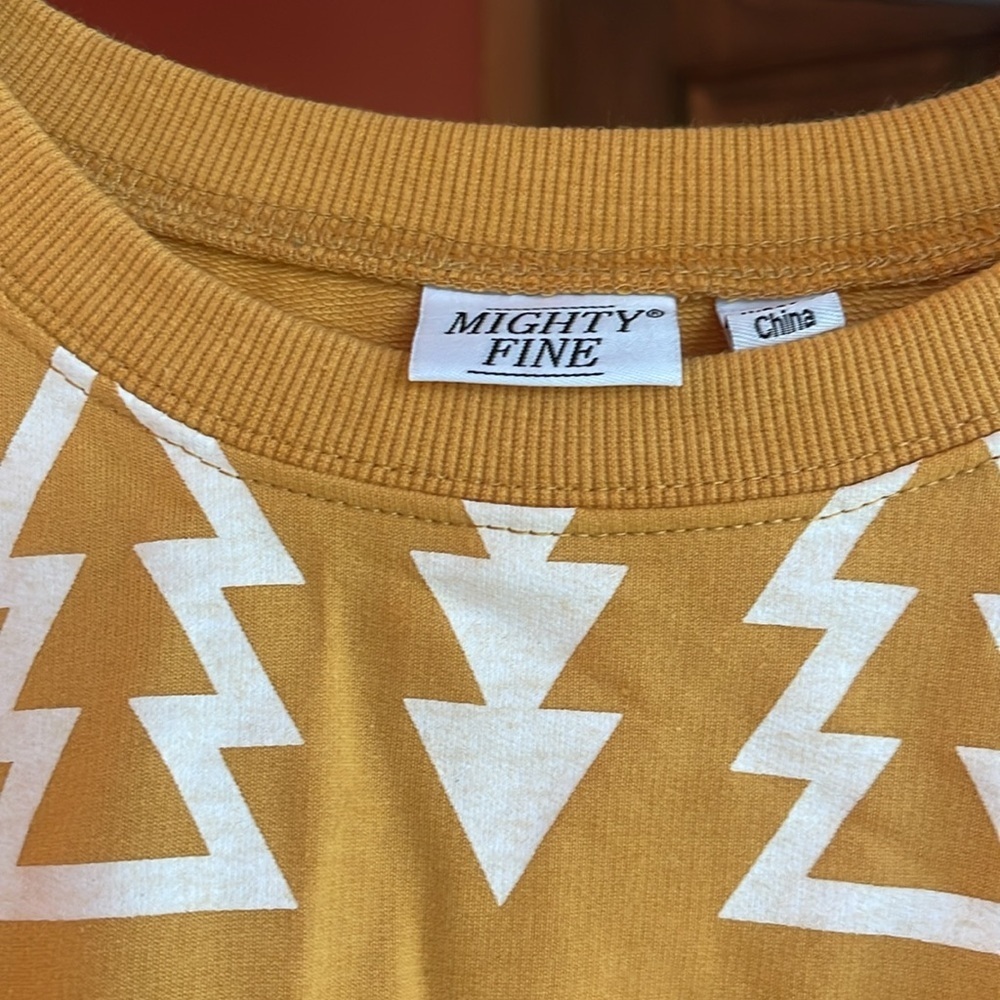 Mighty Fine Crew neck sweatshirt Aztec print - Picture 3 of 6